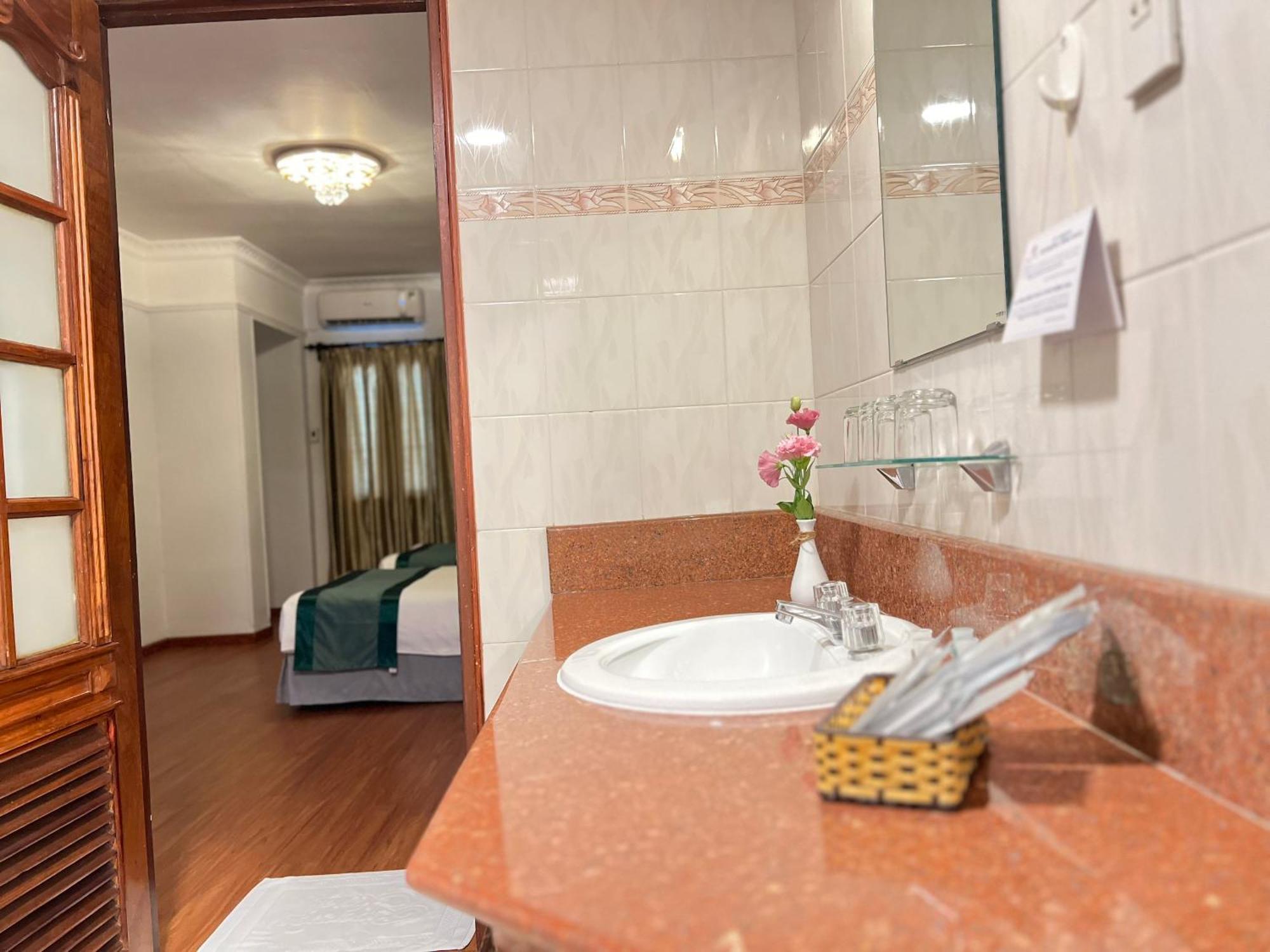 Riverside Hotel Saigon Ho Chi Minh Zewnętrze zdjęcie